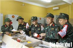 Cục Quân y cấp phát 20 cơ số thuốc và hóa chất cho Quân khu 1 khắc phục hậu quả sau mưa lũ